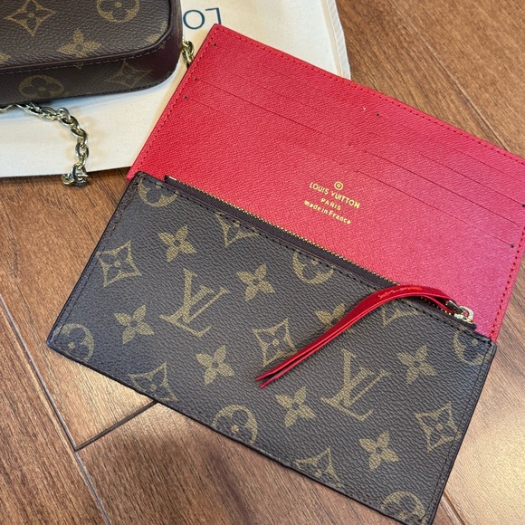 NIB Designer Inspired Classic Monogram Crossbody Bag - Picture 7 of 16